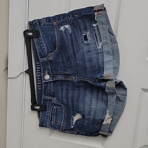 Aeropostale Cuffed Distressed Midi Denim Shorts - Picture 1 of 14